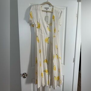 Banana wrap dress
